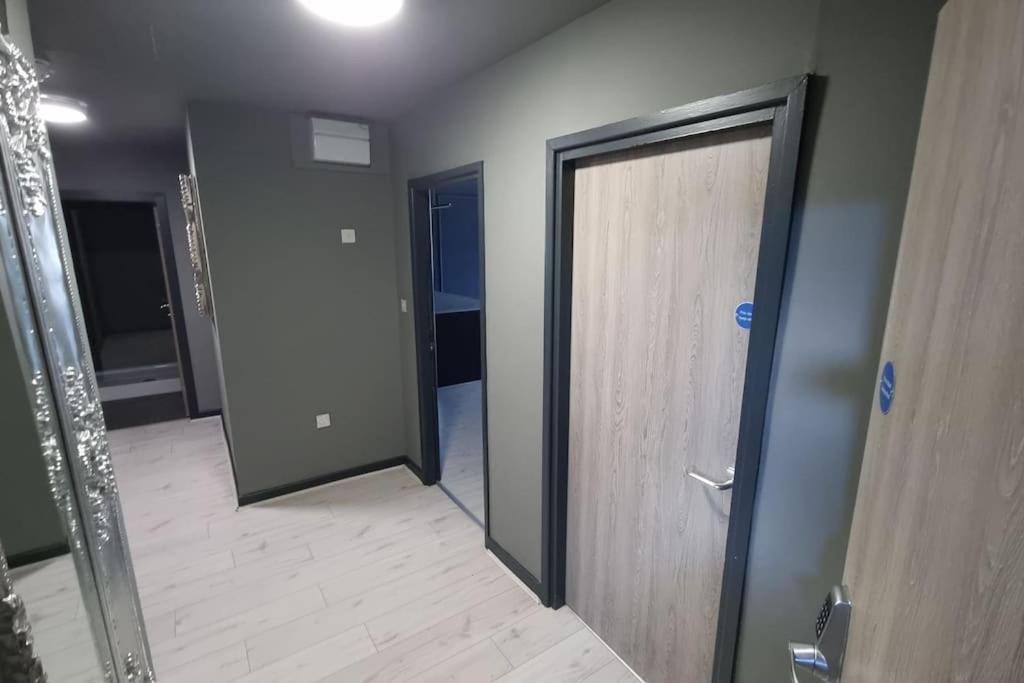 Apartment Unique Centre Dj - Sleeps 20